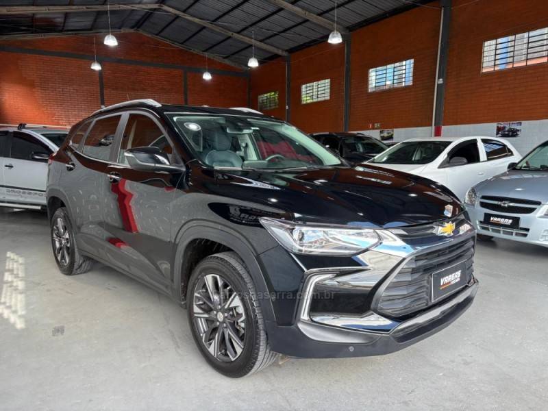 CHEVROLET - TRACKER - 2024/2025 - Preta - R$ 136.000,00