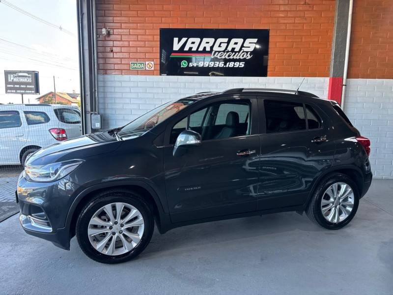 CHEVROLET - TRACKER - 2018/2019 - Cinza - R$ 91.000,00