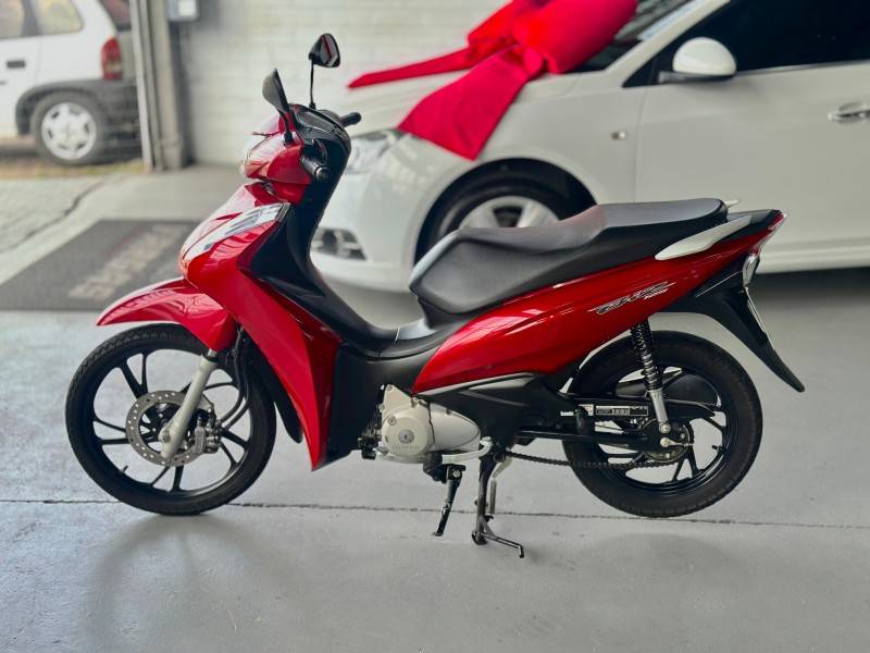 HONDA - BIZ 125 - 2020/2020 - Vermelha - R$ 16.200,00