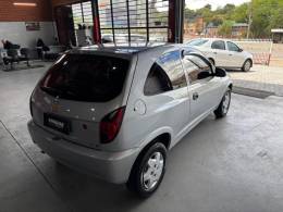 CHEVROLET - CELTA - 2010/2011 - Prata - R$ 22.000,00
