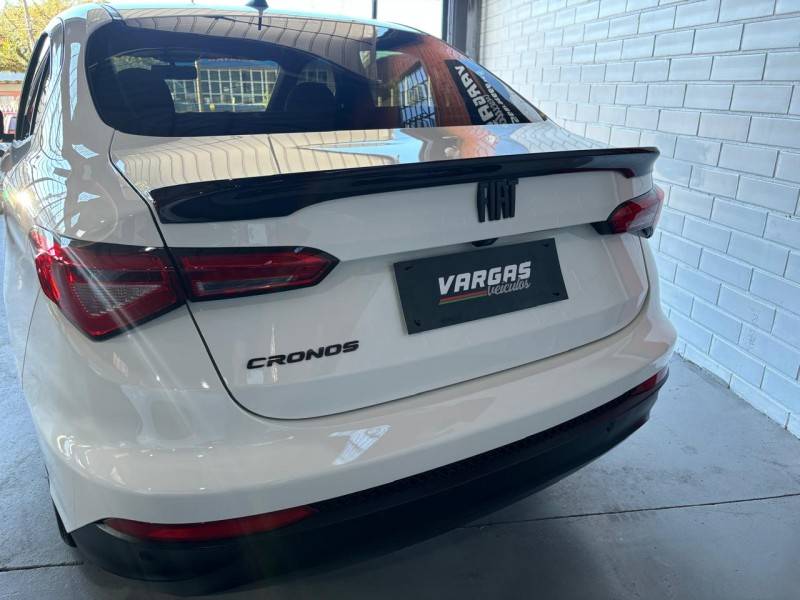 FIAT - CRONOS - 2021/2021 - Branca - R$ 68.000,00