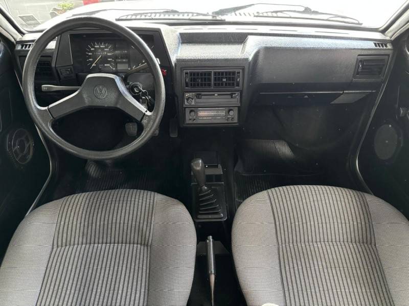 VOLKSWAGEN - VOYAGE - 1989/1989 - Prata - R$ 50.000,00