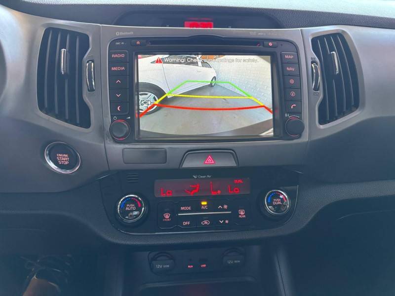 KIA MOTORS - SPORTAGE - 2014/2015 - Branca - R$ 85.000,00