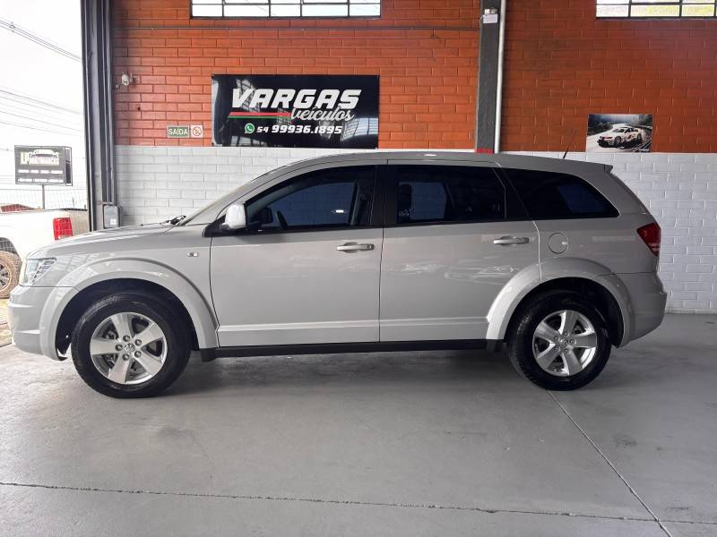 DODGE - JOURNEY - 2010/2010 - Prata - R$ 45.000,00