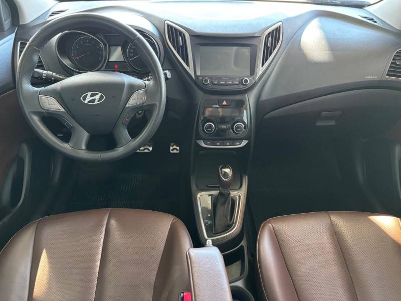 HYUNDAI - HB20X - 2016/2016 - Prata - R$ 67.000,00