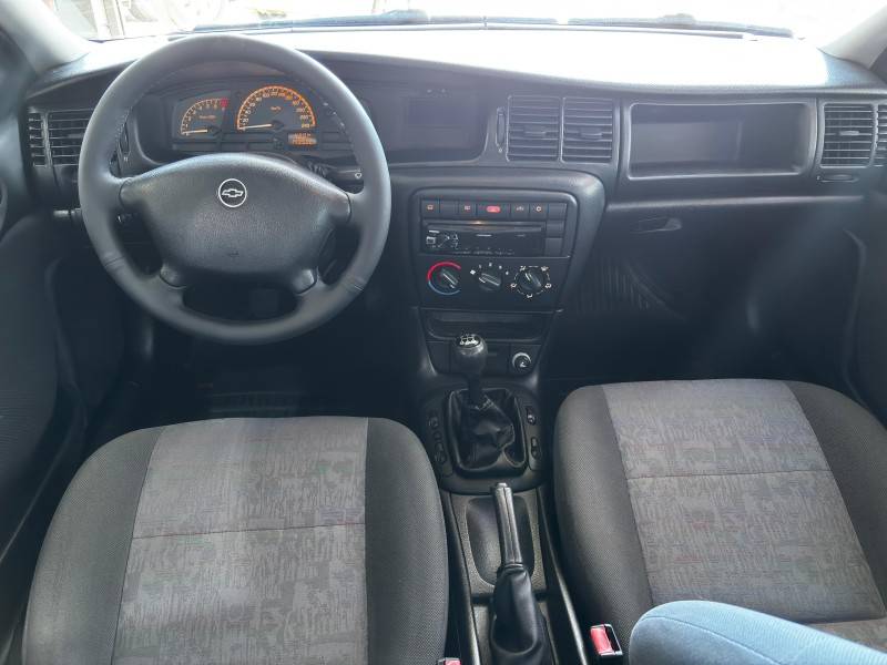 CHEVROLET - VECTRA - 2002/2002 - Cinza - R$ 29.000,00