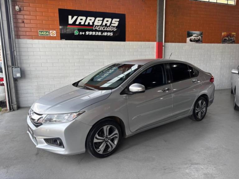 HONDA - CITY - 2015/2015 - Prata - R$ 69.000,00